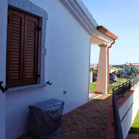 Vila Francesca Con Vista Mare Sardegna